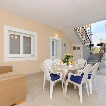 Ante Apartament Vodice