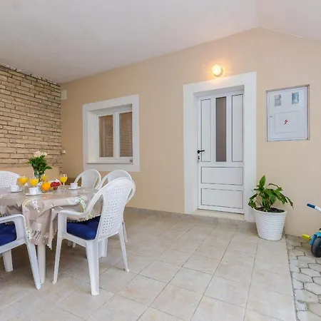 Ante Apartament Vodice